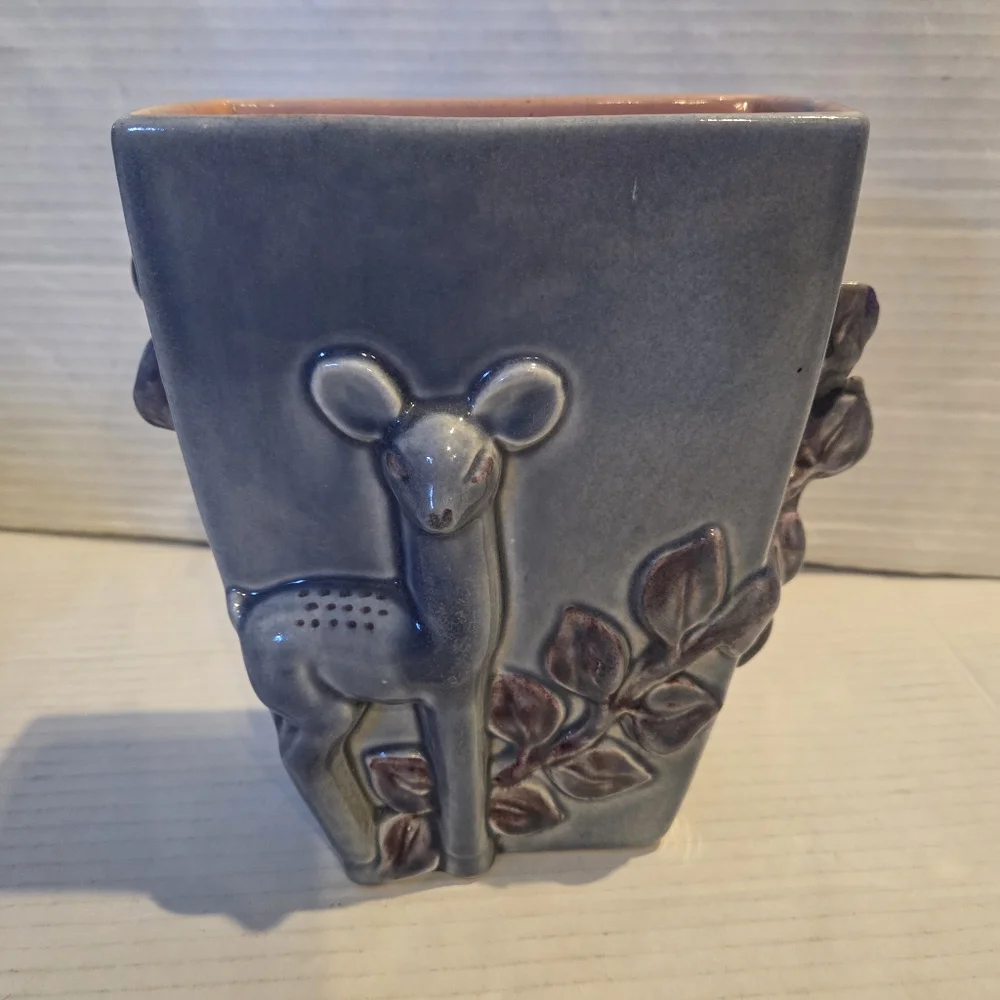 Vintage Vase Deer Mid Century Modern MCM Red Wing Collectible Rare BLUE